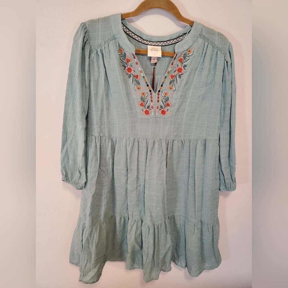 Knox Rose Light Blue Embroidered Floral Dress